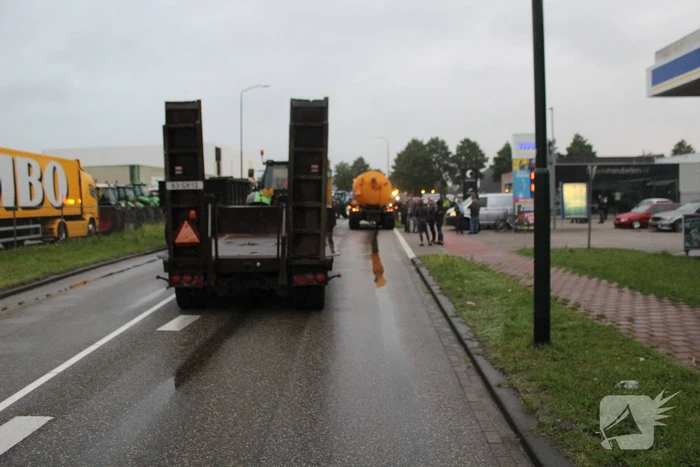 Boerenprotest bij Jumbo distributiecentrum