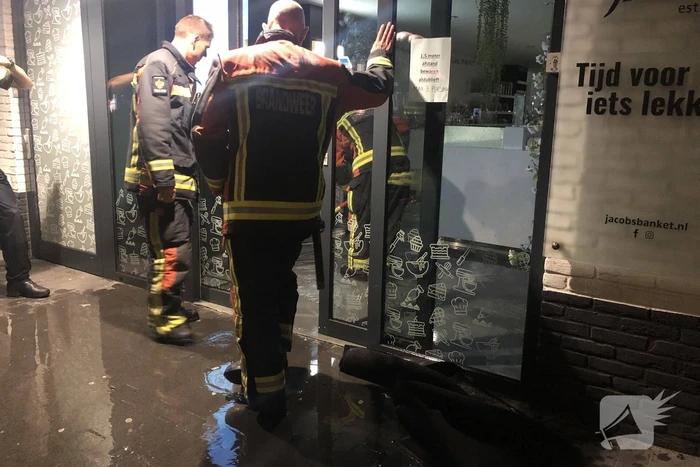 Vergeten kraan zorgt voor flinke wateroverlast