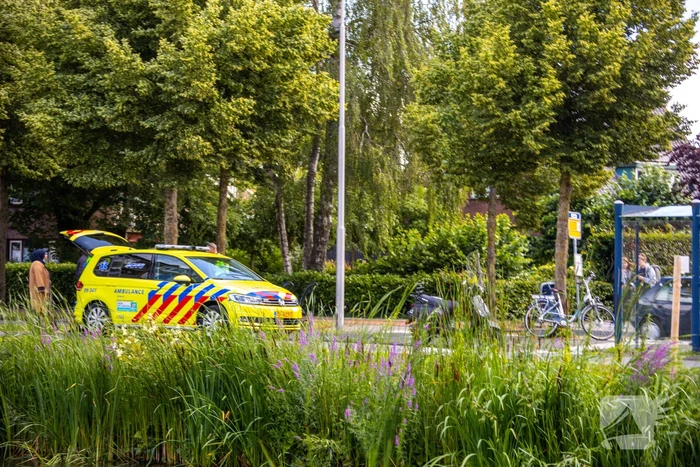 Voetgangster aangereden door scooter