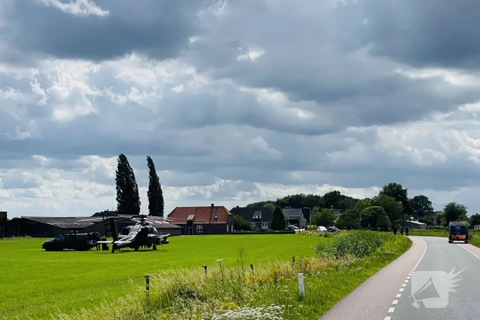 Apache-helikopter maakt voorzorgslanding