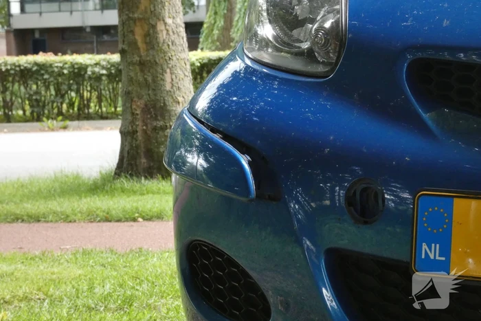 Overstekende fietser aangereden door auto