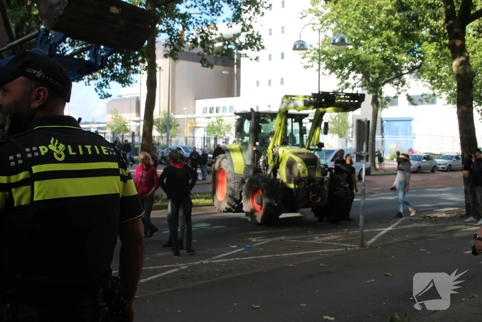 Boeren komen in actie met trekkers in het centrum