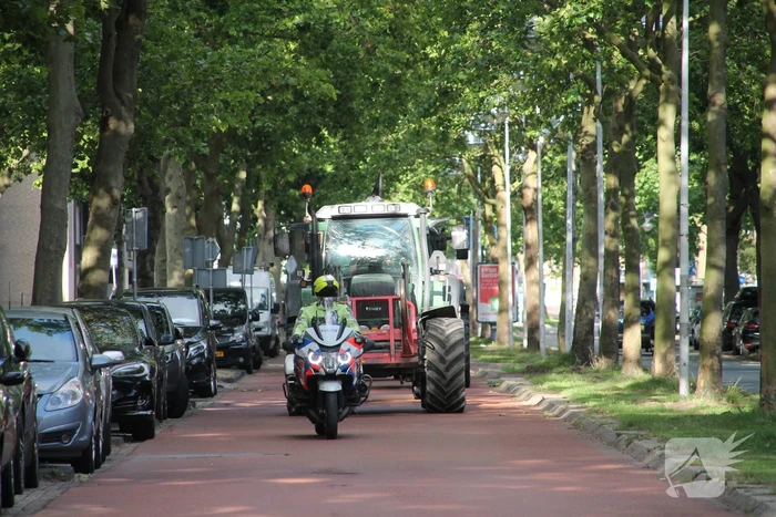 Boeren komen in actie met trekkers in het centrum