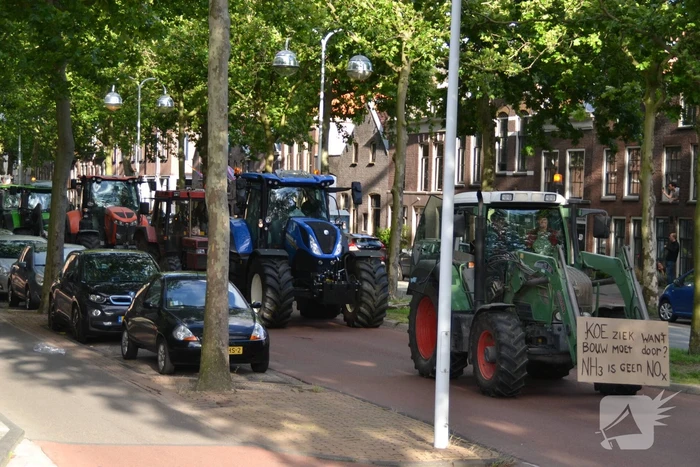 Boeren komen in actie met trekkers in het centrum