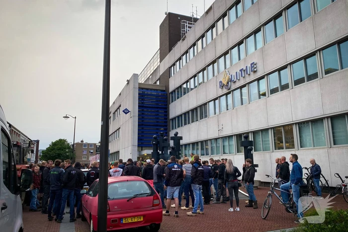 Heel veel boeren onderweg om aangifte te doen tegen Carola Schouten