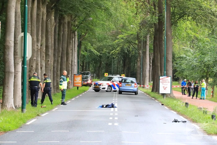 Wielrenner zwaargewond na aanrijding
