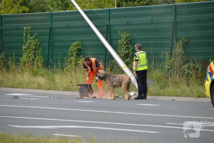 Gewonde en flinke schade na eenzijdige aanrijding