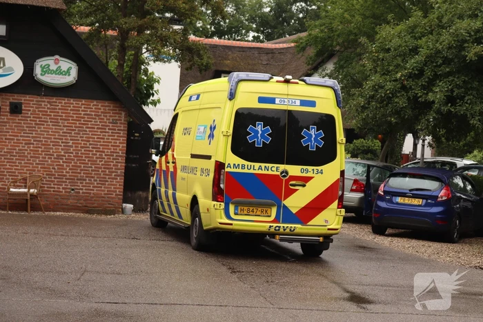 Traumahelikopter landt voor gewonde bij sauna