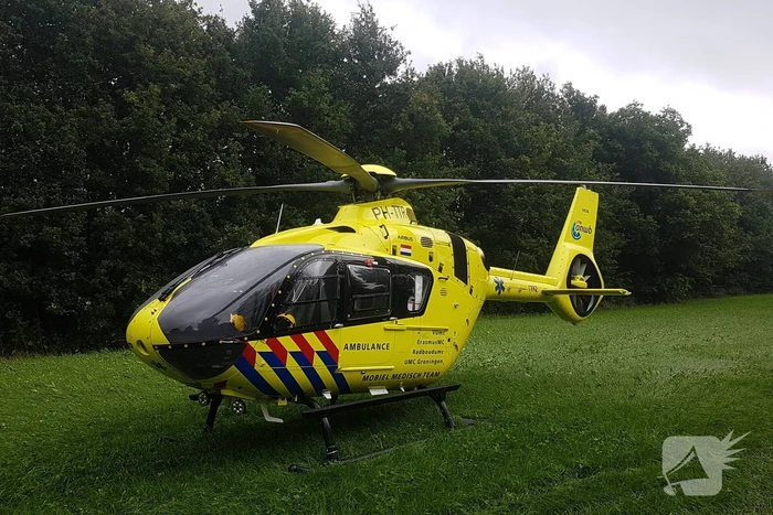 Traumahelikopter landt voor gewonde bij sauna