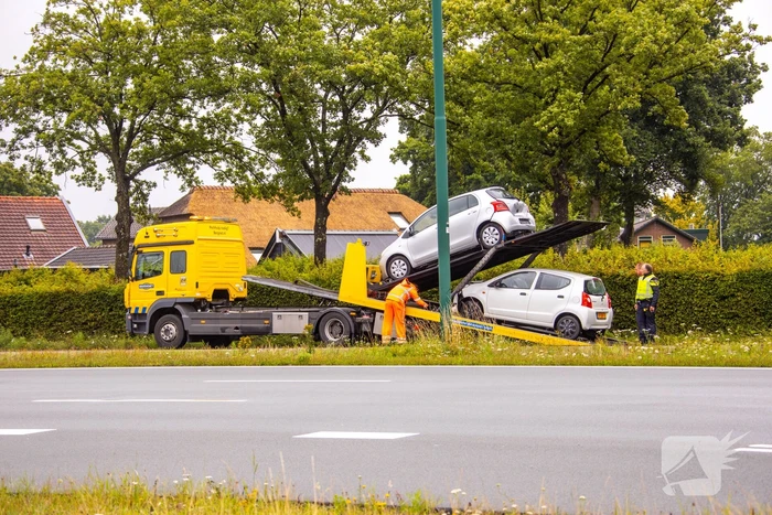 Twee auto's betrokken bij kop-staartbotsing