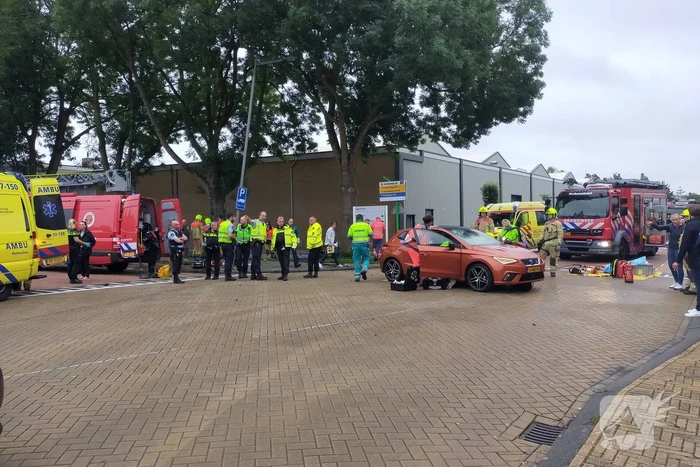 Man overleden bij zeer ernstig verkeersongeval