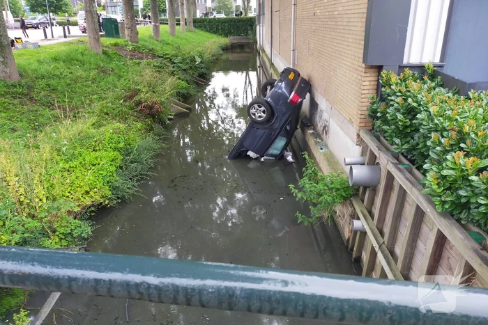 Man overleden bij zeer ernstig verkeersongeval