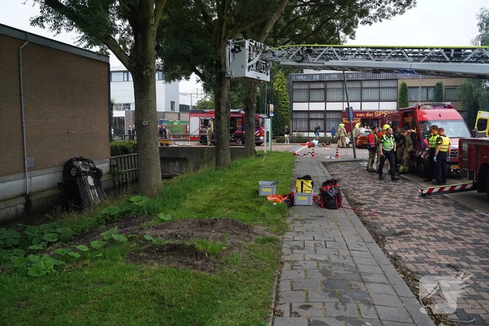 Man overleden bij zeer ernstig verkeersongeval