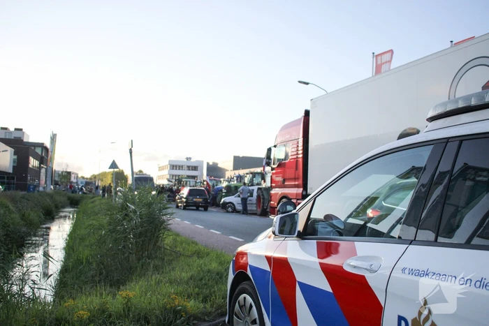 Boeren blokkeren distributiecentrum Boni