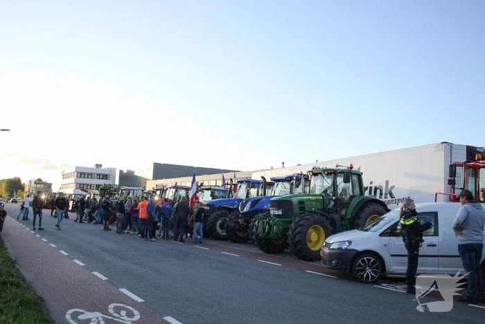 Boeren blokkeren distributiecentrum Boni