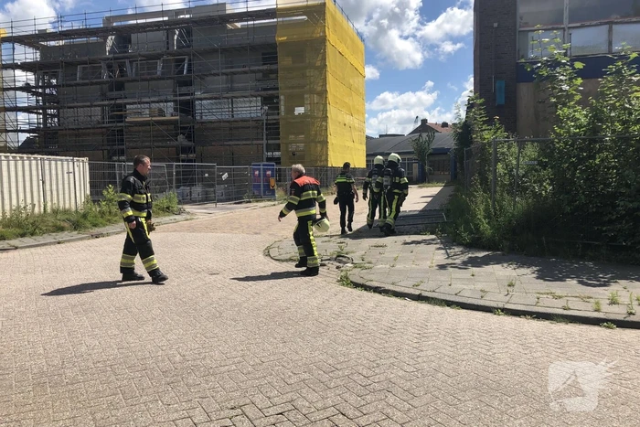 Brand in voormalig autoschadeherstelbedrijf