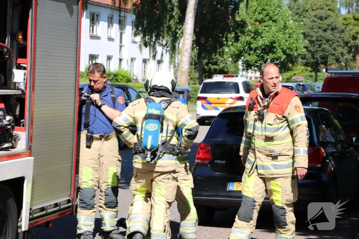 Vergeten broodjes in oven zet woning vol