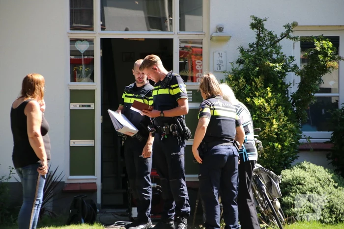 Vergeten broodjes in oven zet woning vol