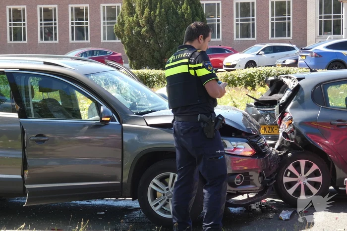 Veel schade bij kettingbotsing