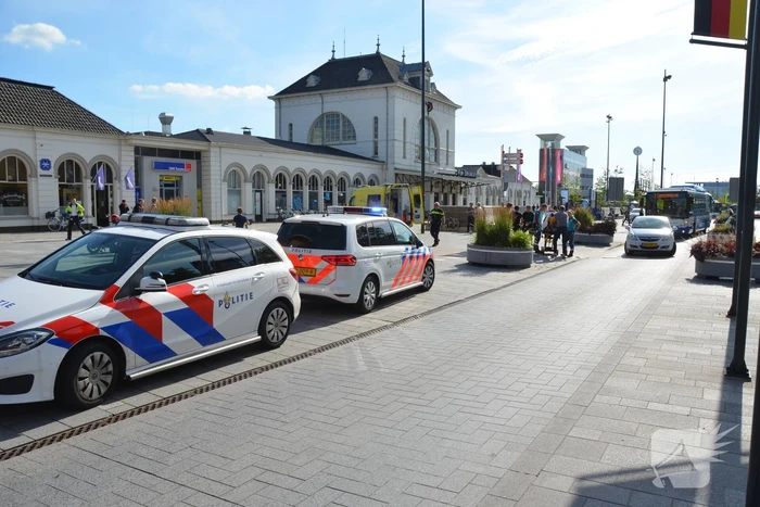 Fietsster gewond na botsing met auto