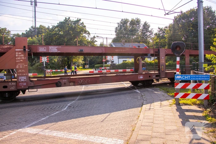 Goederentrein van spoor gelopen