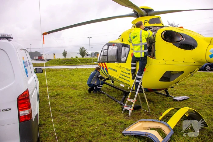 Traumahelikopter strandt naast A1