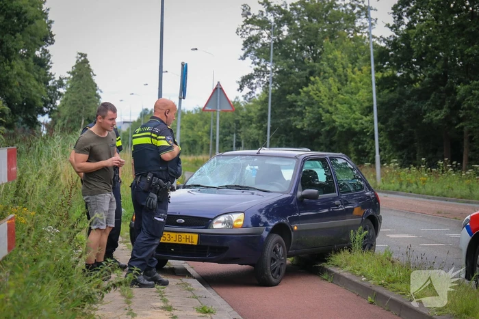 Fietser gewond na botsing met auto