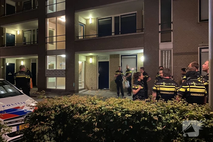 Grote politiemacht op de been in Goverwelle, verdachte aangehouden