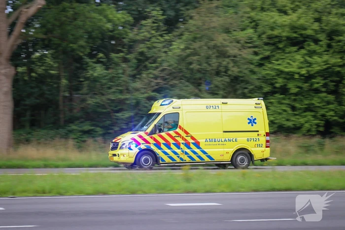 Traumahelikopter landt voor incident in bos