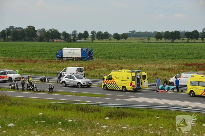 Motorrijder ernstig gewond bij verkeersongeval