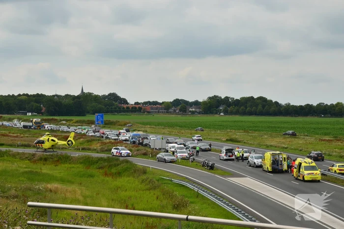 Motorrijder ernstig gewond bij verkeersongeval