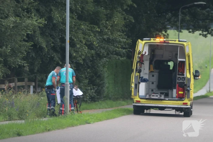 Man op fiets gewond na val tijdens afdaling