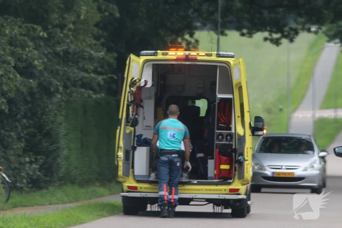 Man op fiets gewond na val tijdens afdaling