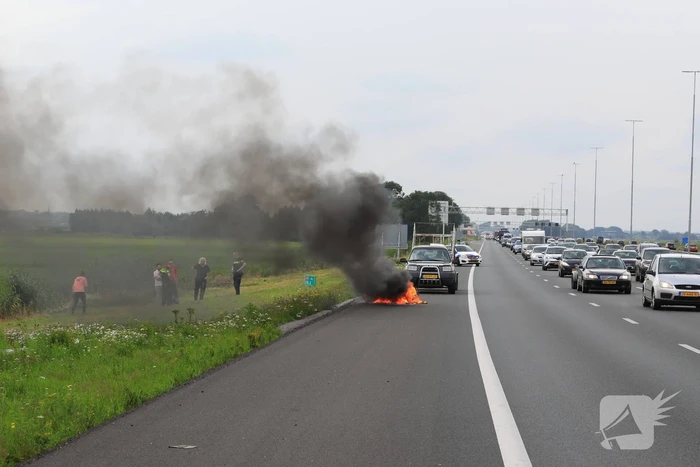 Motor brandt uit op snelweg