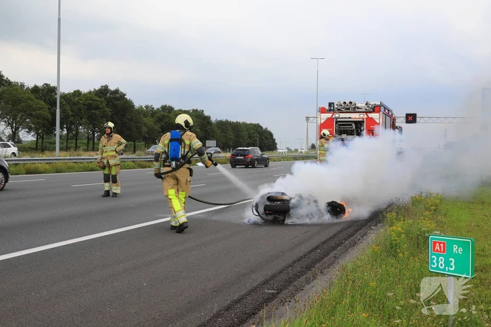 Motor brandt uit op snelweg