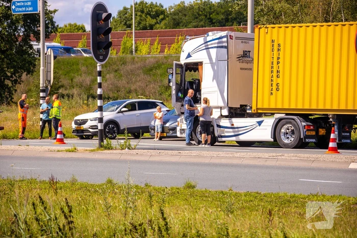 Meerdere voertuigen betrokken bij verkeersongeval