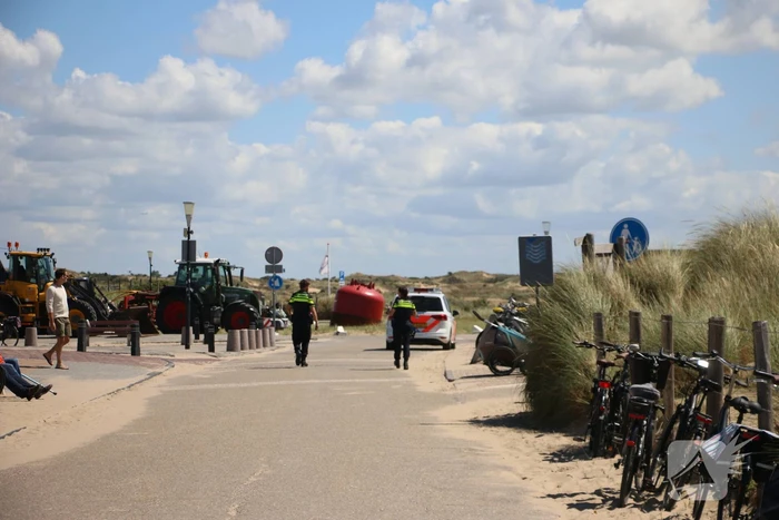 Hulpdiensten zoeken naar drenkeling
