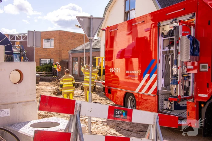 Gasleiding geraakt in opengebroken straat