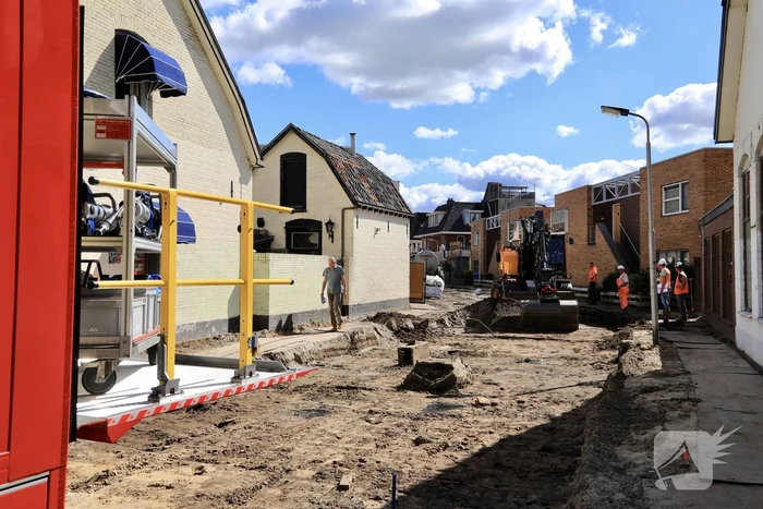 Gasleiding geraakt in opengebroken straat