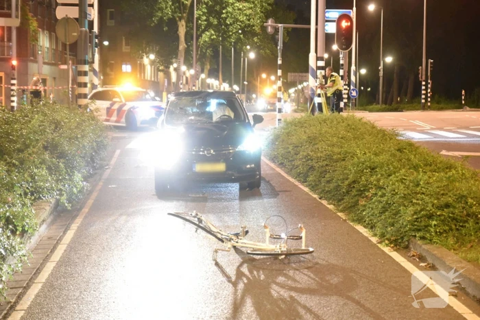 Wielrenner gewond na aanrijding met auto
