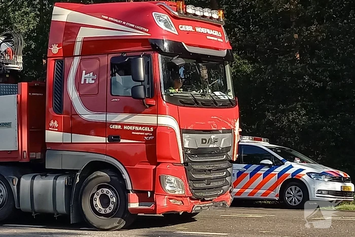 Dode en zwaargewonde bij frontale botsing