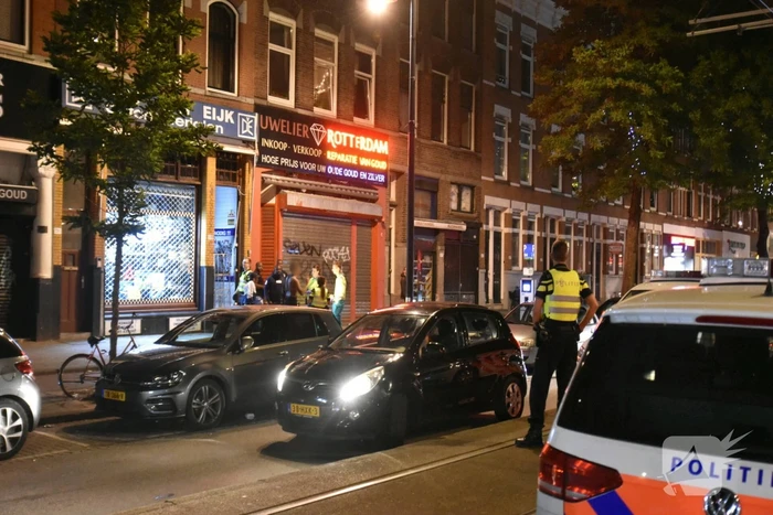 steekincident 1e middellandstraat rotterdam
