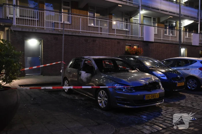 Auto verwoest door brand