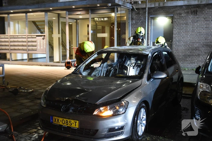 Auto verwoest door brand