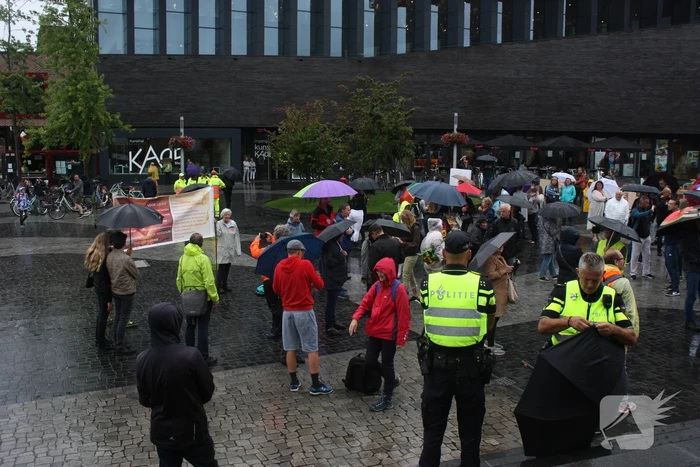 Demonstratie tegen spoedwet en anderhalve meter samenleving