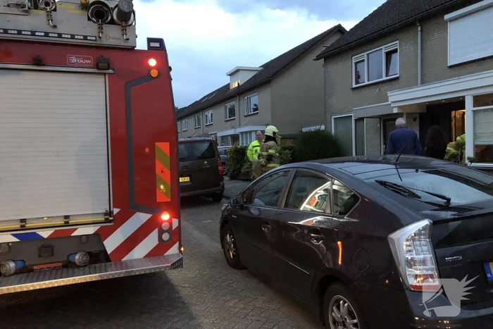 Kruipruimte vol met water door gebroken leiding