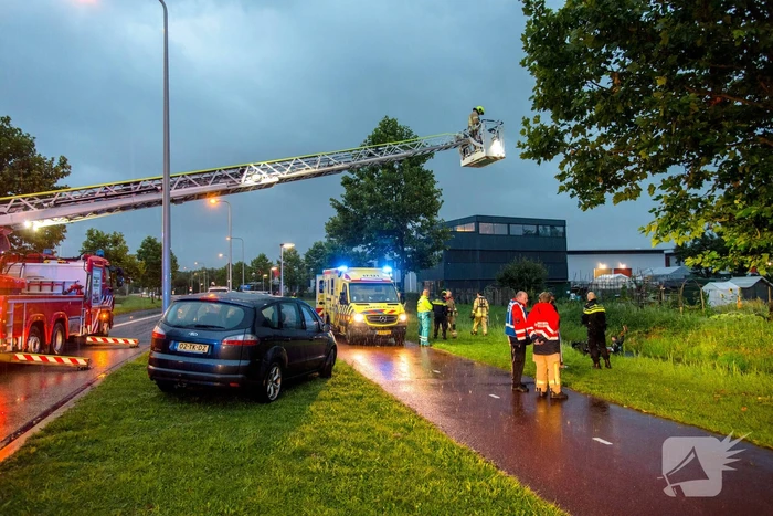Zoekactie in sloot na aantreffen scooter