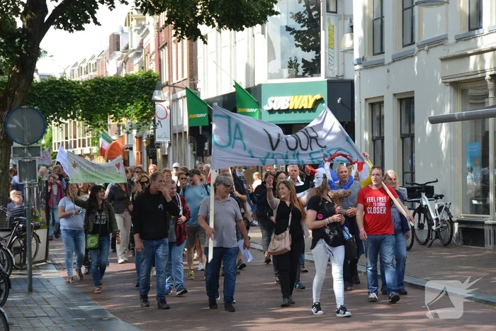 Kleine demonstratie tegen covid-19 maatregelen