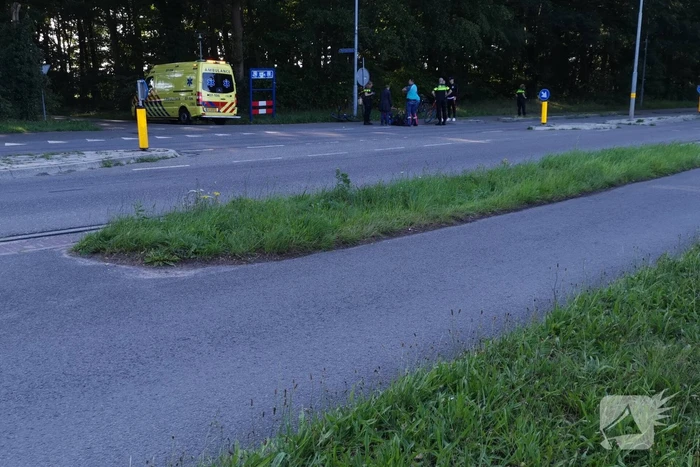 Fietsster gaat onderuit en raakt gewond