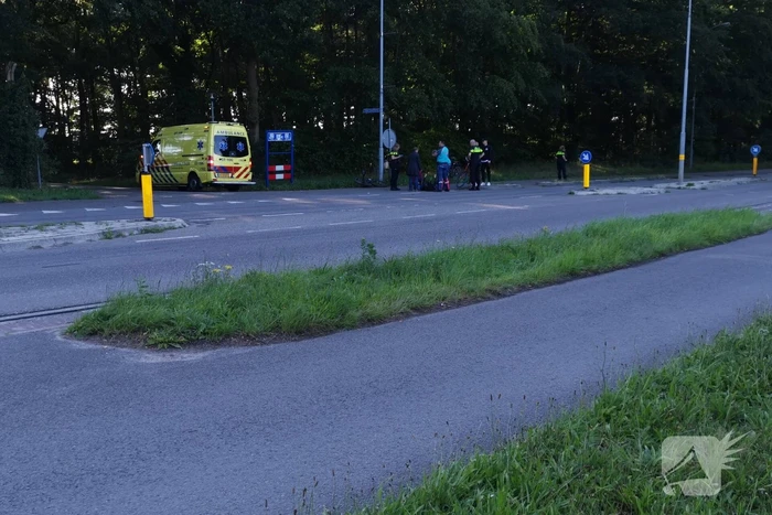 Fietsster gaat onderuit en raakt gewond